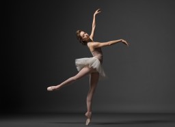 Познавательная программа «О балете взрослым и детям»